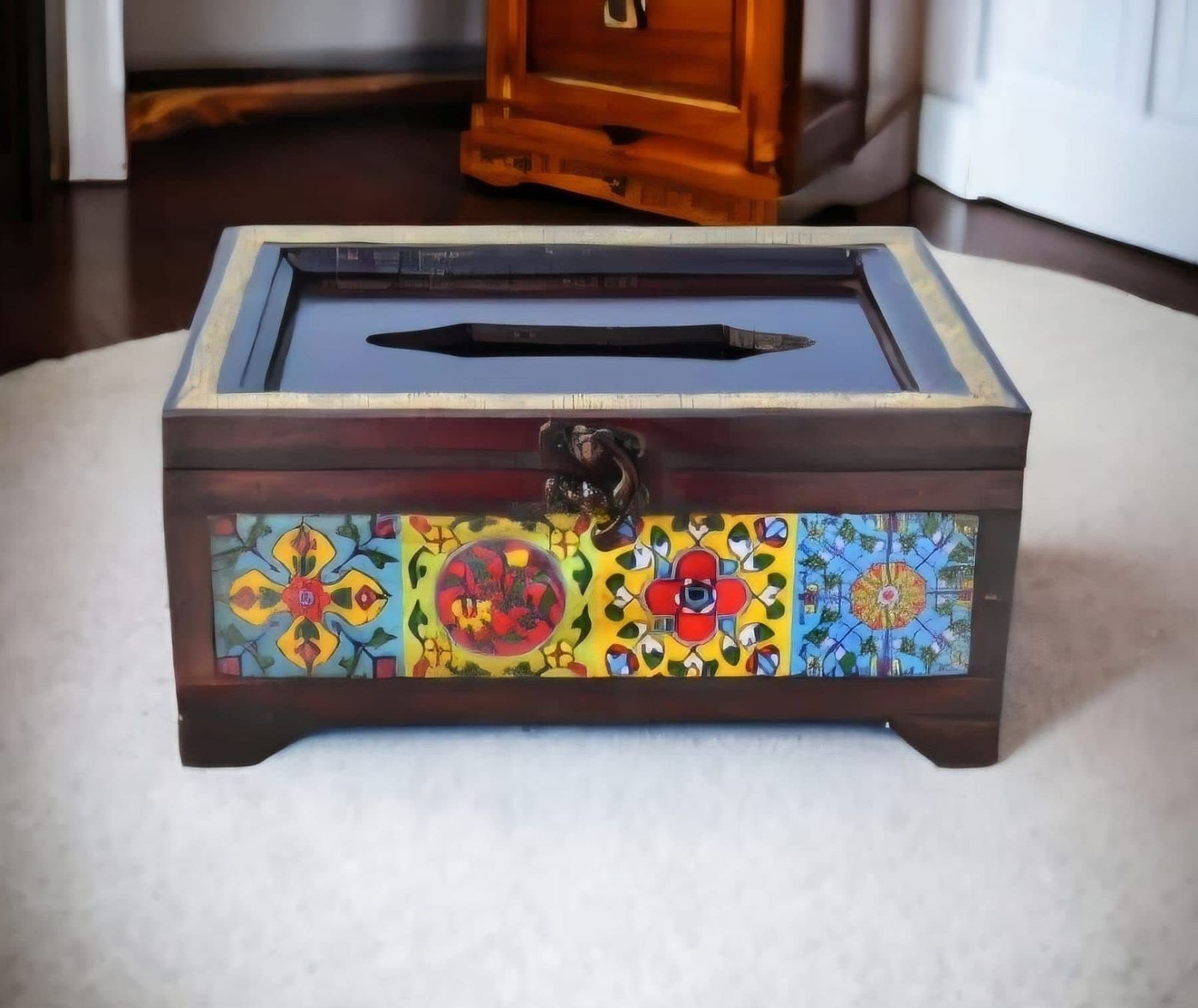Jharokha Tissue Box — Solid mango wood